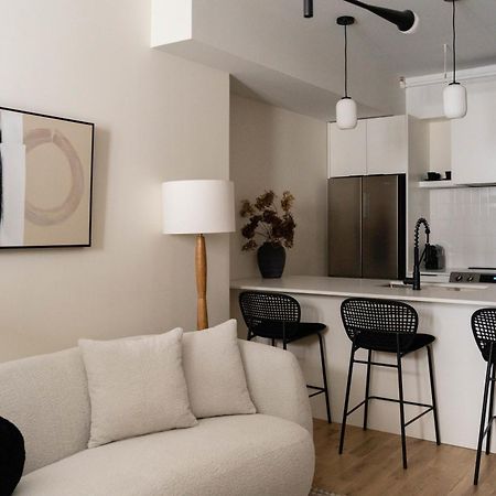 Maison Place Jacques-Cartier By Luxury In Transit Montreal Exterior foto