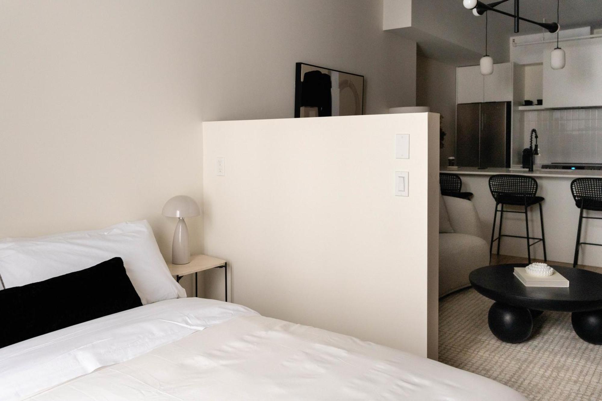 Maison Place Jacques-Cartier By Luxury In Transit Montreal Exterior foto